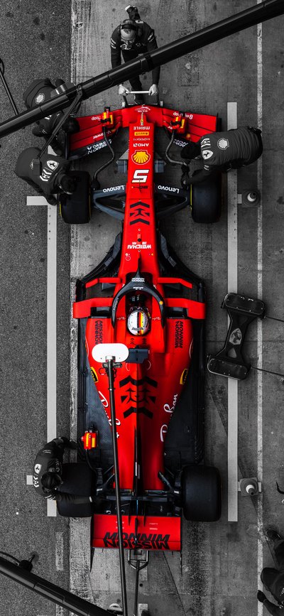 2019 SF90 - Sebastian Vettel Pitlane